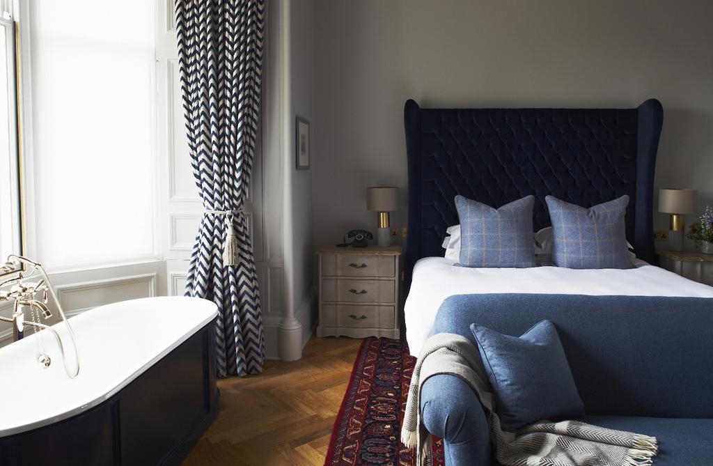 The Roseate Edinburgh - Small Luxury Hotels Of The World Bagian luar foto A bedroom at the hotel