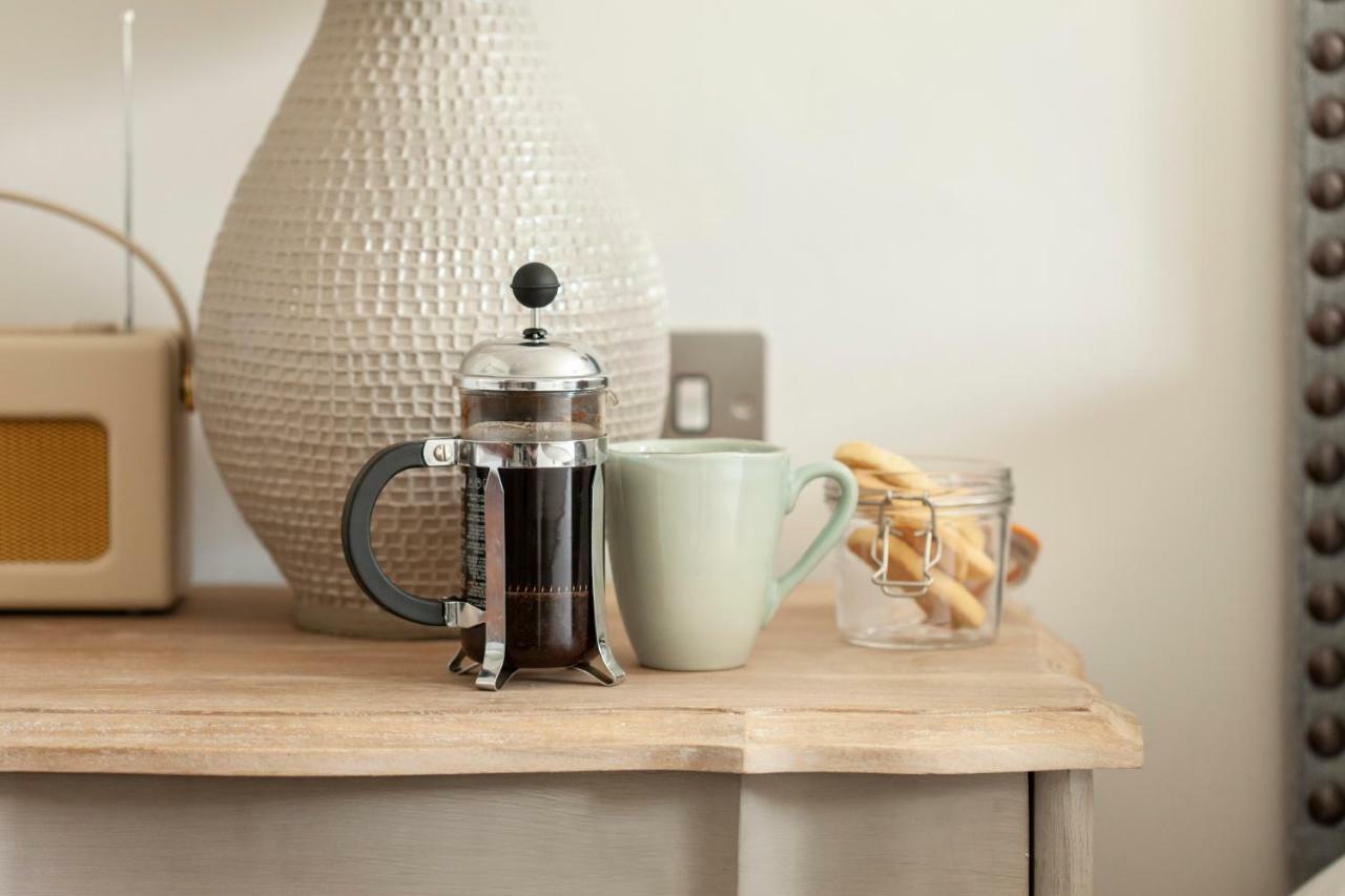 The Roseate Edinburgh - Small Luxury Hotels Of The World Bagian luar foto A French press