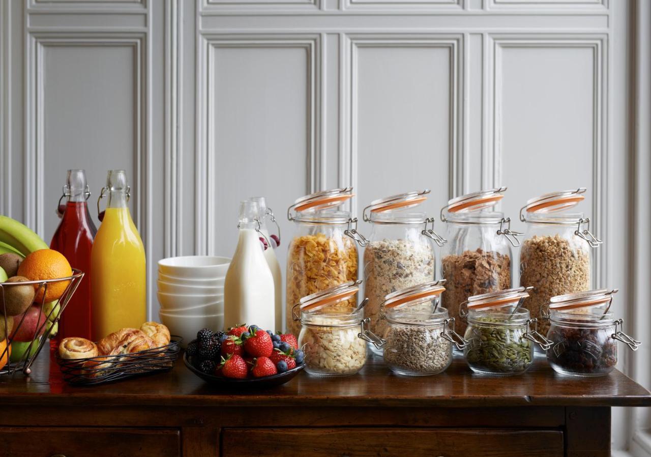 The Roseate Edinburgh - Small Luxury Hotels Of The World Bagian luar foto A selection of breakfast cereals